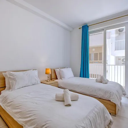 A Beautiful 3br Home, Opposite With Wifi & Ac By 360 Estates * St. Paul's Bay