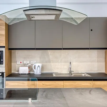 A Beautiful 3br Home, Opposite With Wifi & Ac By 360 Estates * St. Paul's Bay