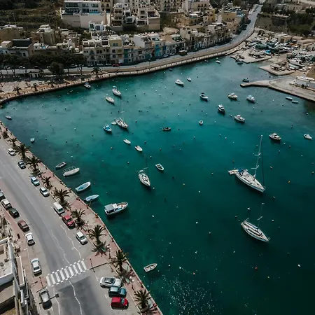 Apartmán A Beautiful 3br Home, Opposite With Wifi & Ac By 360 Estates *